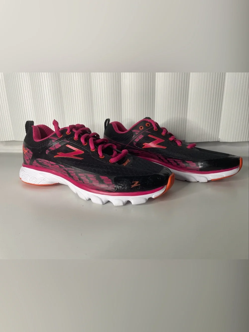 Zoot Ultra Race Blue Running Shoes Women's 8.5 Pink & Black Brand New Never Worn